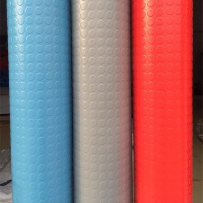 高檔pvc樓梯整體踏步 PVC防滑板 塑膠樓梯臺(tái)階墊 塑料樓梯踏步板